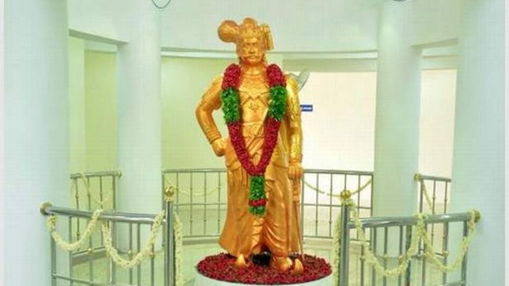 katta-bomman-statue-panchalankurichi